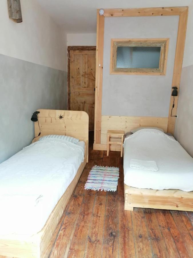 File Dans Ta Chambre ! Le Monastier sur Gazeille Экстерьер фото