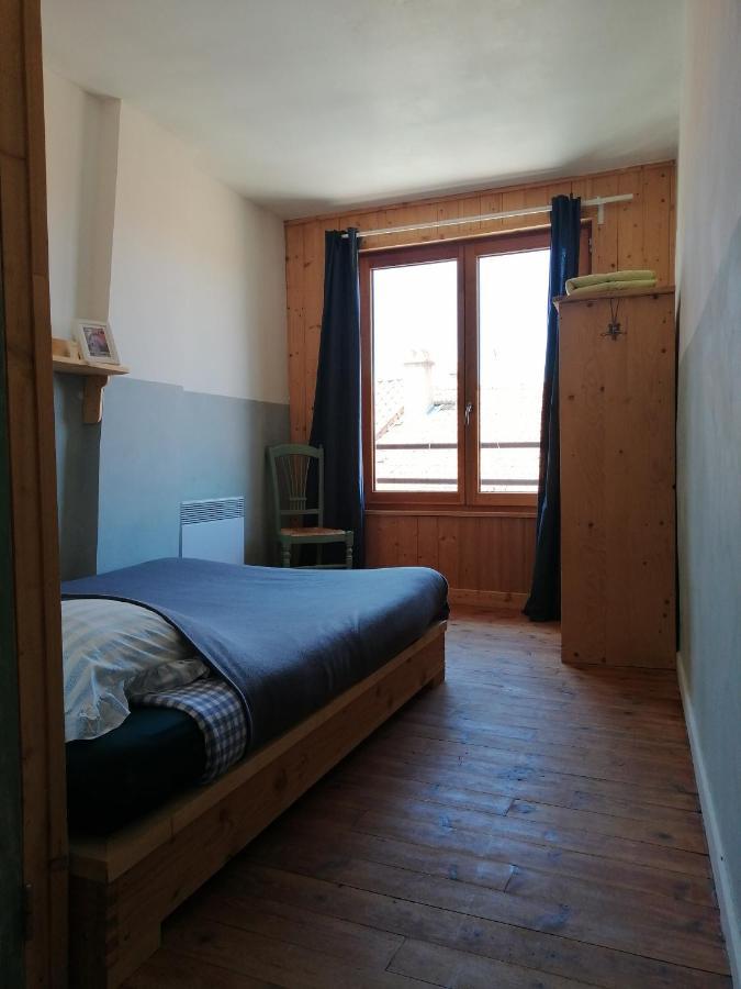 File Dans Ta Chambre ! Le Monastier sur Gazeille Экстерьер фото