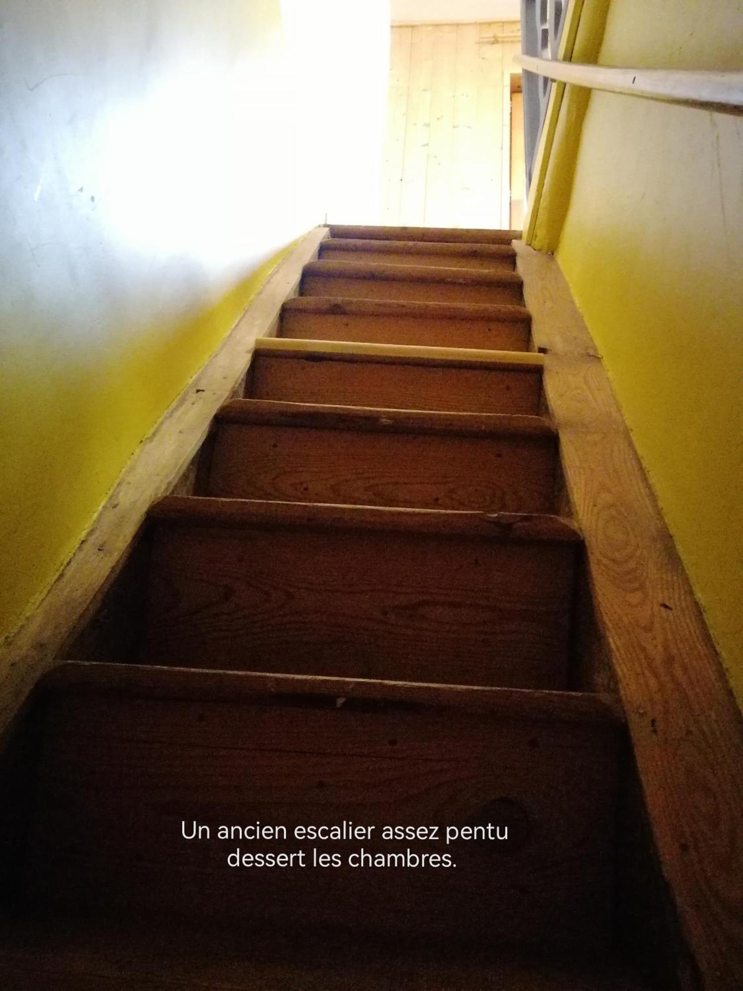 File Dans Ta Chambre ! Le Monastier sur Gazeille Номер фото